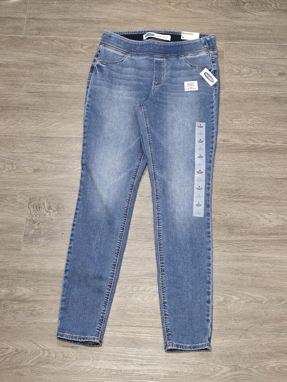 New Old Navy Rockstar Jeggings Size 6 Slimming Waistband NWT Stretchy